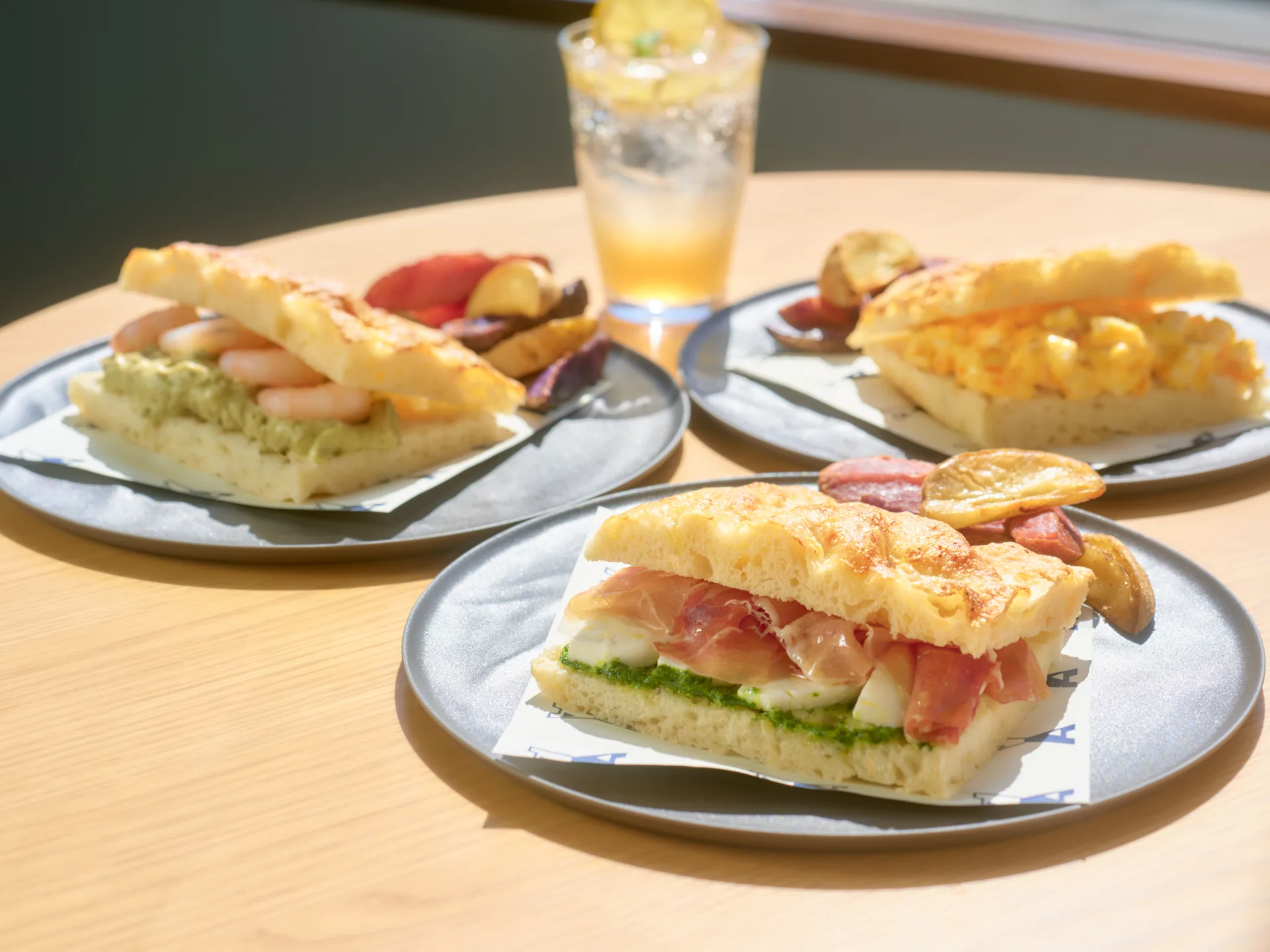 カフェ