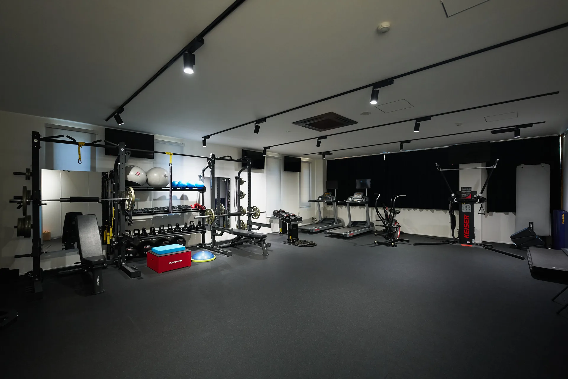 GYM